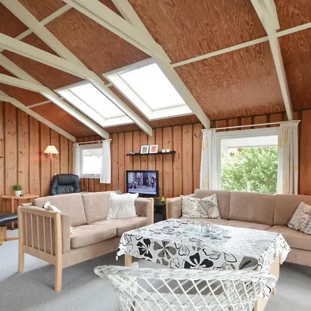Holiday home Amazing In Romo With Kitchen